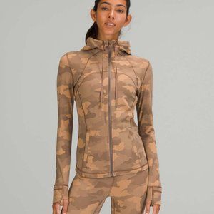 99% NEW LULULEMON DEFINED JACKET, SIZE 6